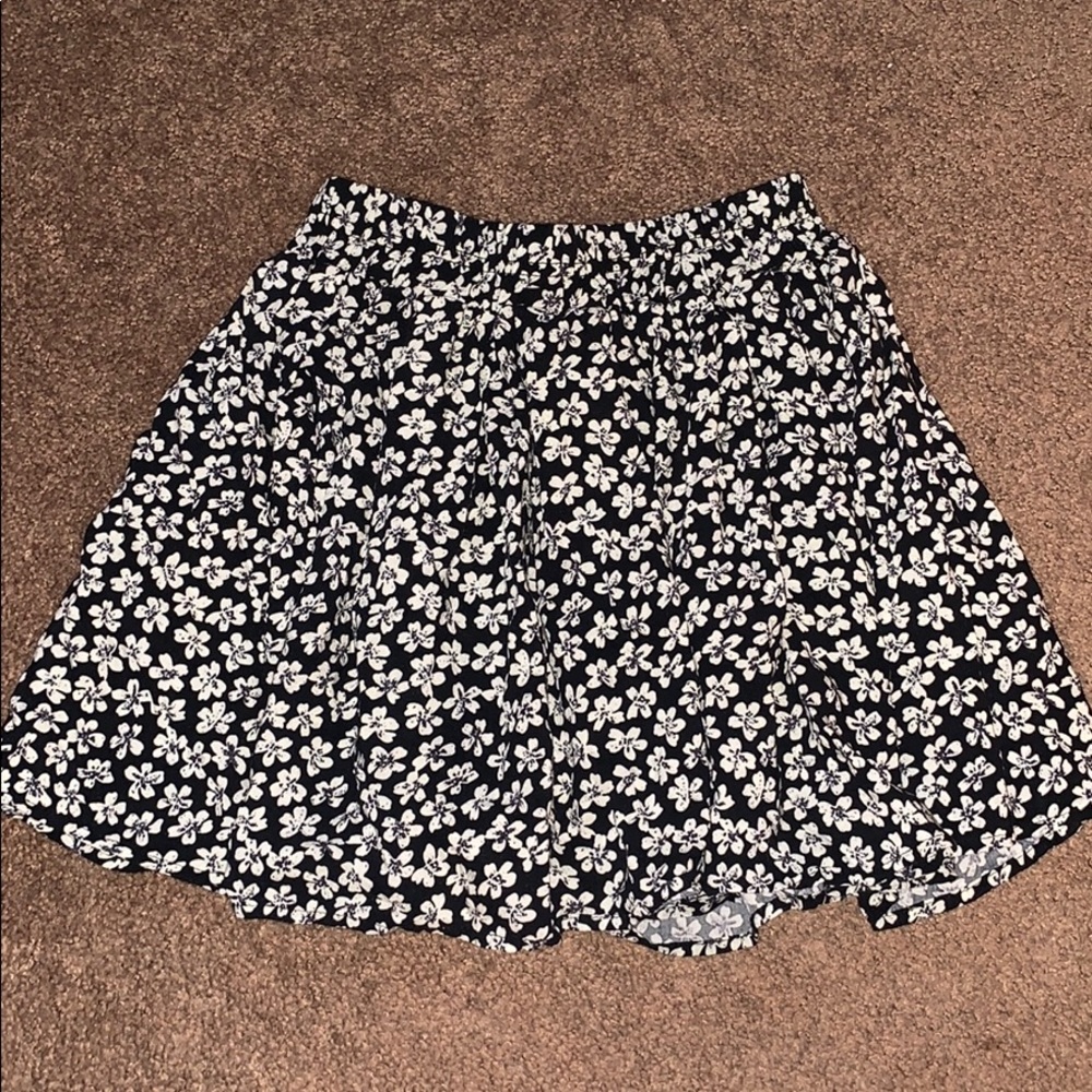 Brandy Melville Skirt